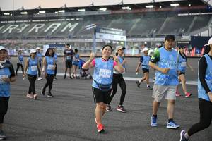 BIB: 5281, 53709, 52660, 436
                            <button type="button" onclick="openModal(10465686)" class="btn btn-primary btn-sm float-right btn-popup" data-toggle="modal" data-target=".modal-high-quality">
                        <i class="fas fa-shopping-cart"></i> Add to Cart
                    </button>
                                            <button type="button" onclick="isThisMe(10465686, true)" class="btn btn-success btn-sm float-right btn-popup btn-isme hidden" data-toggle="tooltip" data-placement="bottom" title="นี่คือรูปของคุณใช่ไหม คลิกที่นี่เพื่อเอาเข้าอัลบั้ม">
                        <i class="fas fa-plus"></i> Add to album
                    </button>
                    <button type="button" onclick="isThisMe(10465686, false)" class="btn btn-warning btn-sm float-right btn-popup btn-isnotme hidden">
                        <i class="fas fa-ban"></i> Remove from album
                    </button>